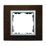 Ramka pojedyncza Simon 82 Nature w kolorze wenge z aluminiowym wykończeniem, idealna do nowoczesnych wnętrz.