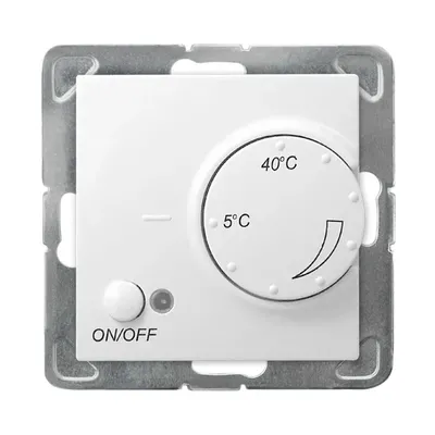 Biały regulator temperatury Ospel Impresja RTP-1Y/m/00 z pokrętłem regulacji od 5°C do 40°C i przyciskiem ON/OFF.