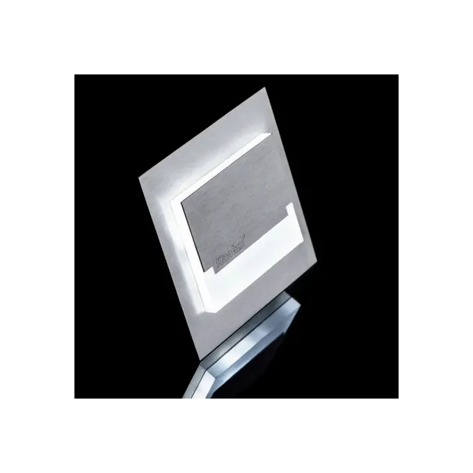 Oprawa schodowa LED Kanlux SABIK MINI 12V o ciepłej barwie światła, wykonana z metalu.