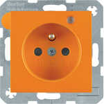 Gniazdo z uziemieniem i diodą LED Pomarańczowy połysk Berker B.Kwadrat - 6765098914