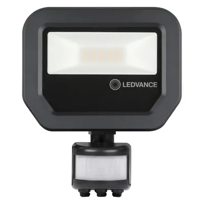 Naświetlacz LED Ledvance Floodlight 10W z czujnikiem ruchu, barwa ciepła 3000K, strumień świetlny 1100lm, klasa szczelności IP65, kolor czarny.