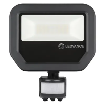 Naświetlacz LED Ledvance Floodlight 20W z czujnikiem ruchu, barwa ciepła 3000K, strumień świetlny 2200lm, klasa szczelności IP65, kolor czarny.