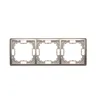 Potrójna ramka na gniazda elektryczne Simon Basic Standard w kolorze satynowym, model BMR3/29.