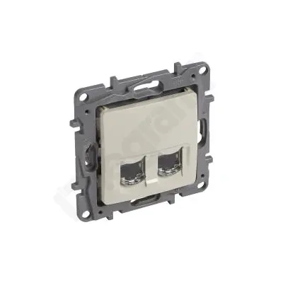 Gniazdo komputerowe podwójne RJ45 Legrand Niloe, kat. 6, ekranowane STP, kolor kremowy. Widok z przodu.