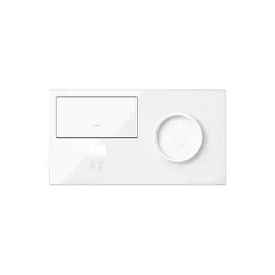 Panel podwójny gniazdo pojedyncze + 1 klawisz + ładowarka USB (prawa strona) Biały połysk Simon 100 - 10020224-130