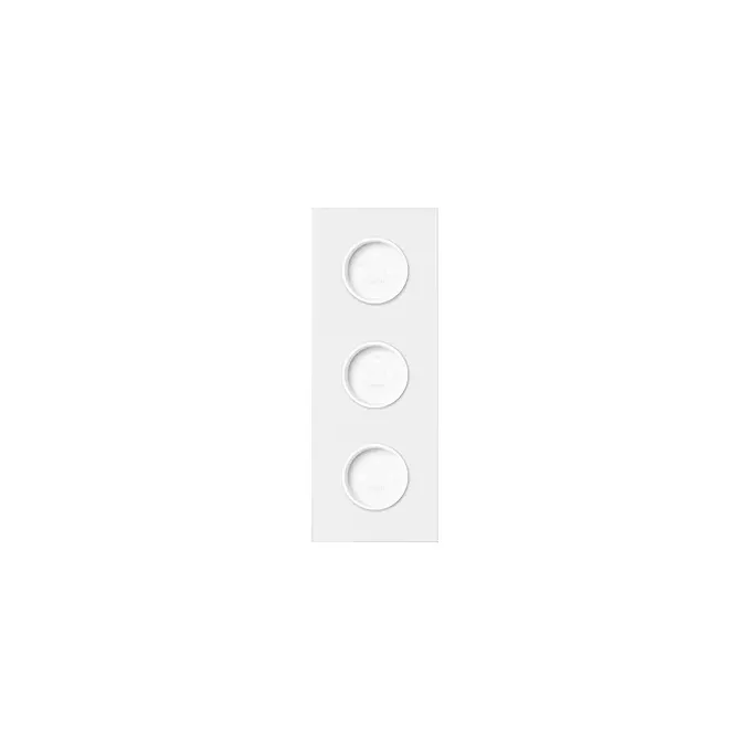 Panel potrójny Simon 100 z trzema gniazdami pojedynczymi, wykończenie biały mat.