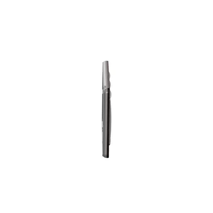 Ramka potrójna Heban Schneider Sedna Elements SDD381803U, elegancka i nowoczesna, idealna do każdego wnętrza.