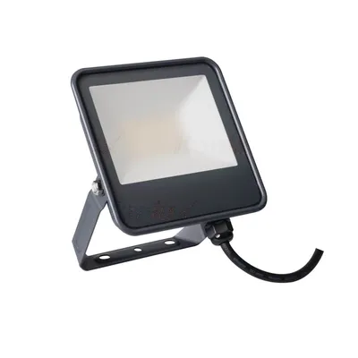 Naświetlacz LED Kanlux IQ-LED FL-30W-NW o mocy 30W, strumieniu świetlnym 3450lm i barwie neutralnej 4000K, z klasą szczelności IP-65.