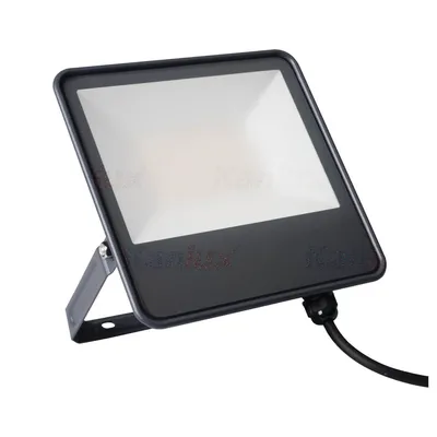 Naświetlacz LED Kanlux IQ-LED FL-50W-NW o mocy 50W, strumieniu świetlnym 6000lm i barwie neutralnej 4000K, z klasą szczelności IP-65.