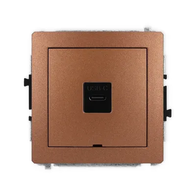 Gniazdo pojedyncze USB-C Karlik DECO w kolorze brązowego metaliku z portem USB-C, idealne do nowoczesnych wnętrz.