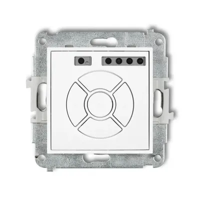 Elektroniczny sterownik roletowy Karlik ICON 25ISR-3 w kolorze białym matowym, z przyciskami sterującymi i zaciskami.