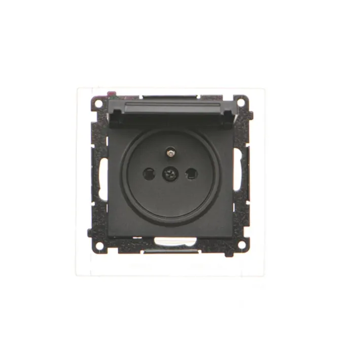 Gniazdo bryzgoszczelne IP-44 Simon 55 w kolorze czarny mat, model TGZ1BCZ.01/149, na białym tle.