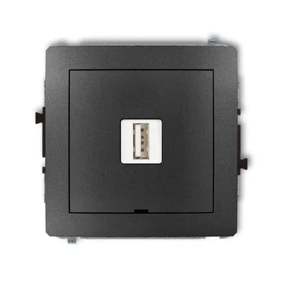Pojedyncza ładowarka USB typu A 2A Karlik DECO w kolorze grafitowym, z widocznym gniazdem USB.