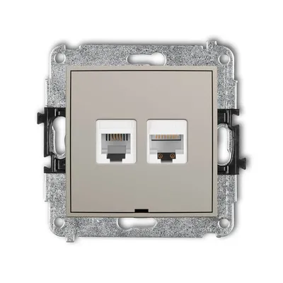 Gniazdo komputerowo-telefoniczne RJ11+RJ45, kat.5e Taupe Karlik MINI - 60MGTKBO, producent Karlik. Produkt na jednolitym tle.