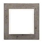 Ramka pojedyncza Beton La Stryko Simon 54 Nature DRN1/95 z białym środkiem, imitująca beton.