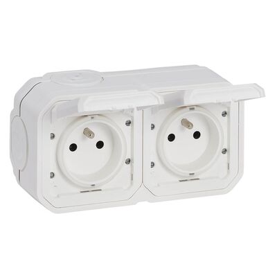 Gniazdo podwójne z uziemieniem poziome natynkowe Biały Legrand Nowe Plexo IP55 - 069778L