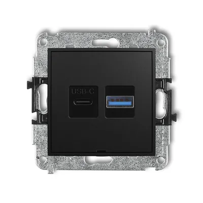 Ładowarka podwójna USB typu A+C 30W Czarny mat Karlik MINI z jednym portem USB-C i jednym USB-A.