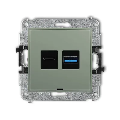 Ładowarka podwójna USB typu A+C 30W Karlik MINI w kolorze szałwiowym, z jednym portem USB-C i jednym USB-A.