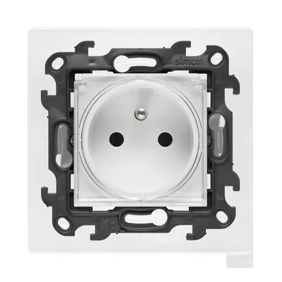 Gniazdo bryzgoszczelne IP-44 Simon 24 białe matowe z transparentną klapką, model NGZ1BC.01/11A.