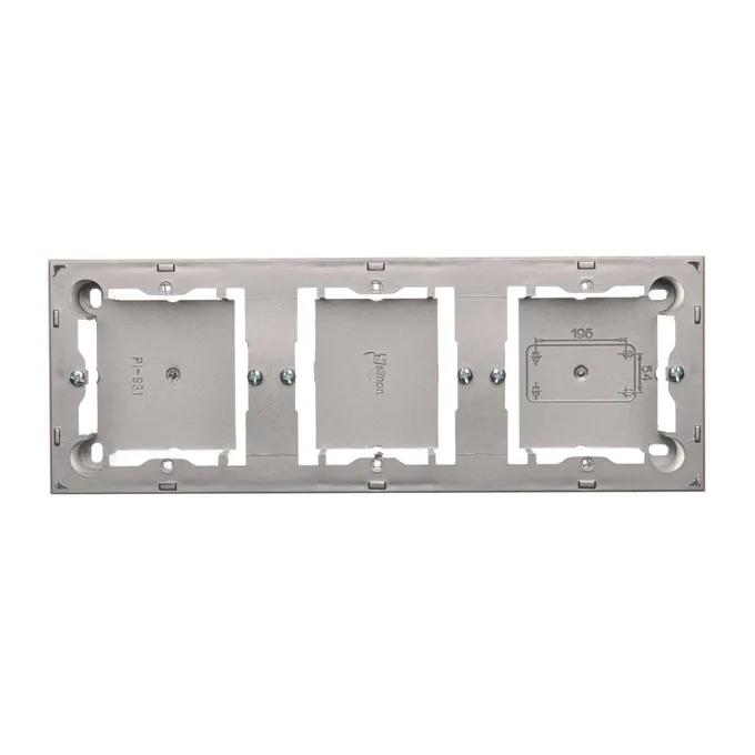 Puszka natynkowa potrójna Stal Inox Simon Basic Standard z widocznymi otworami montażowymi i oznaczeniami wymiarów.